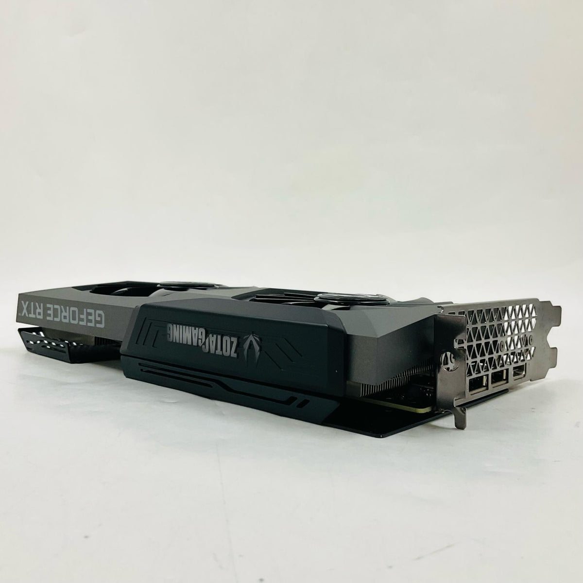 【全額返金保証】【最速発送】ZOTAC ZOTAC GAMING GeForce RTX 3070 Twin Edge ZT-A30700E-10P 美品 動作確認済