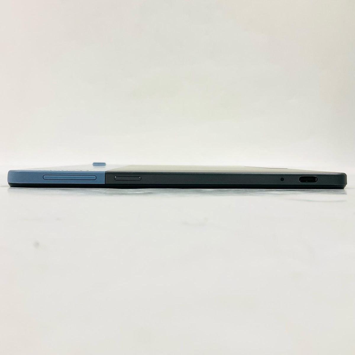 【全額返金保証】【最速発送】Lenovo IdeaPad Duet ChromeBook CT-X636F 10.1インチ MediaTek kompanio 500(MT8183) 4GB 美品 動作確認済