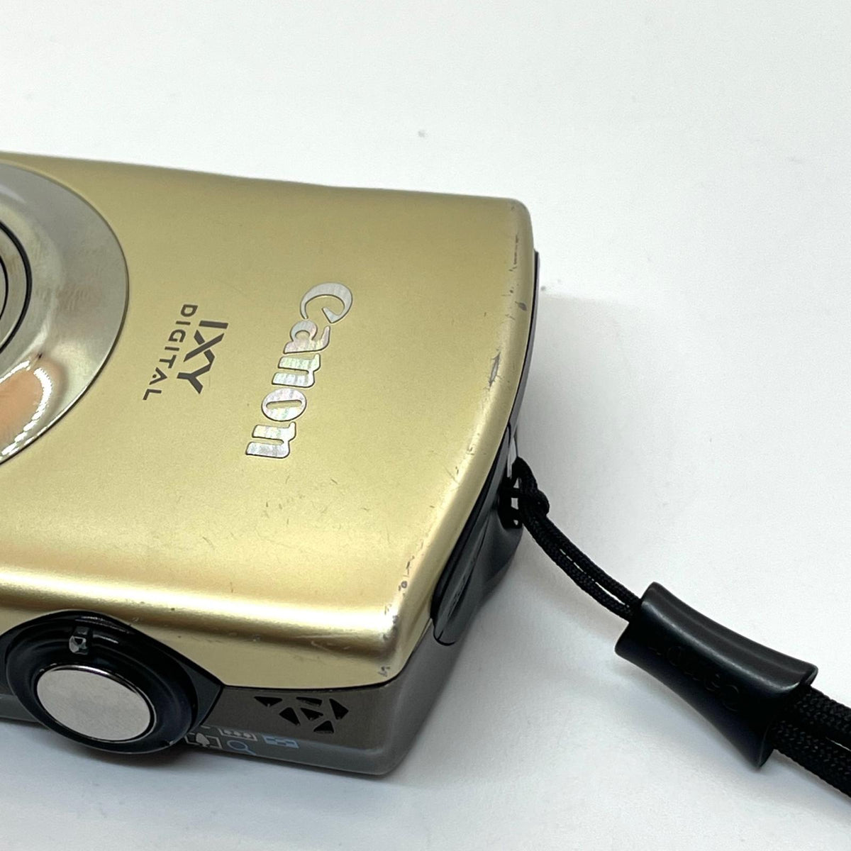 【最速発送】 コンパクトデジタルカメラ IXY DIGITAL 920 IS ゴールド【難有】