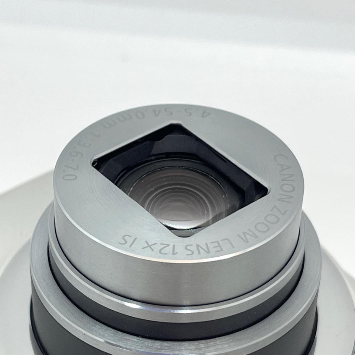 【全額返金保証】【最速発送】 コンパクトデジタルカメラ IXY 630 動作確認済
