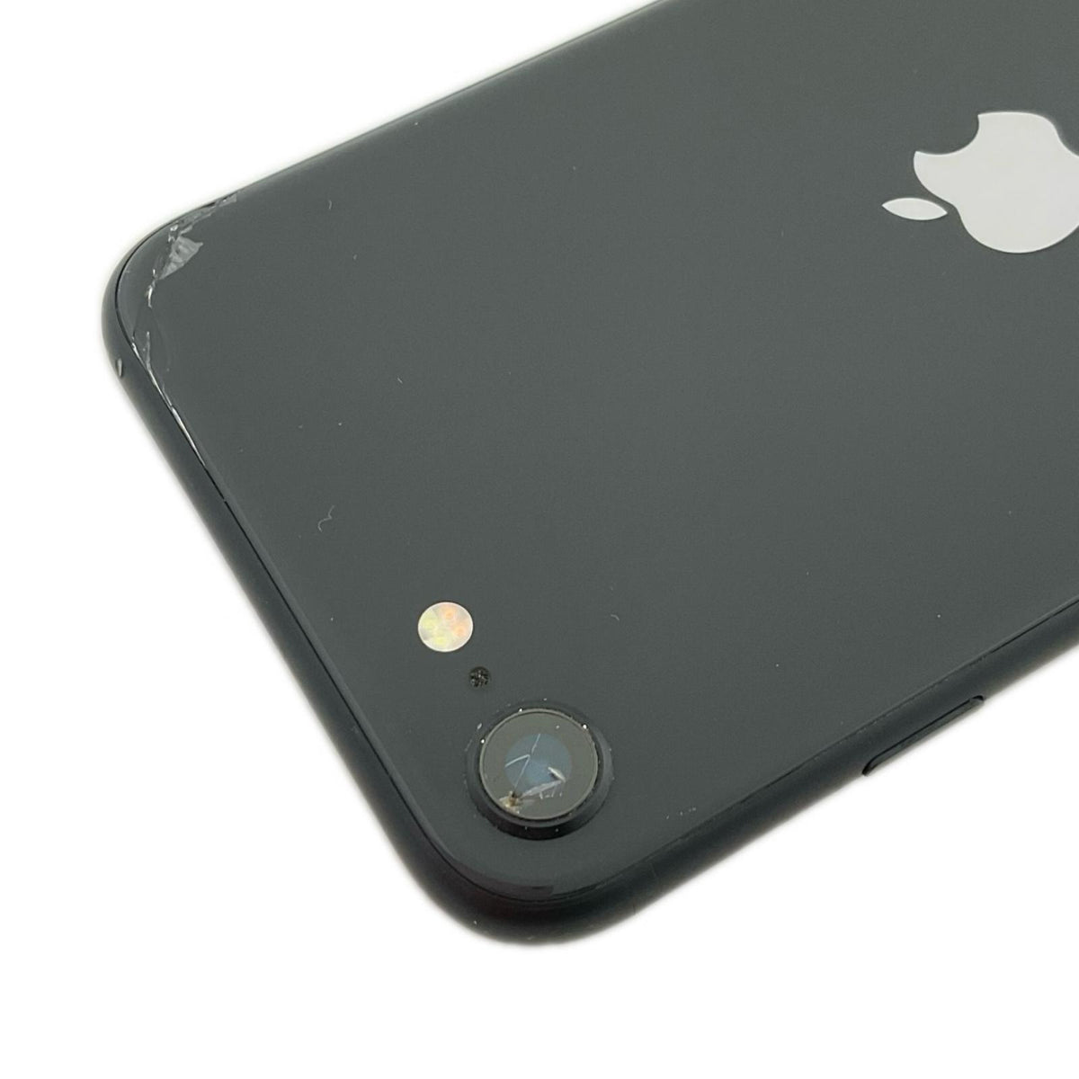 【最速発送】Apple iPhone iPhone SE（第2世代） 64GB ブラック docomo 白ロム【難有】 70%
