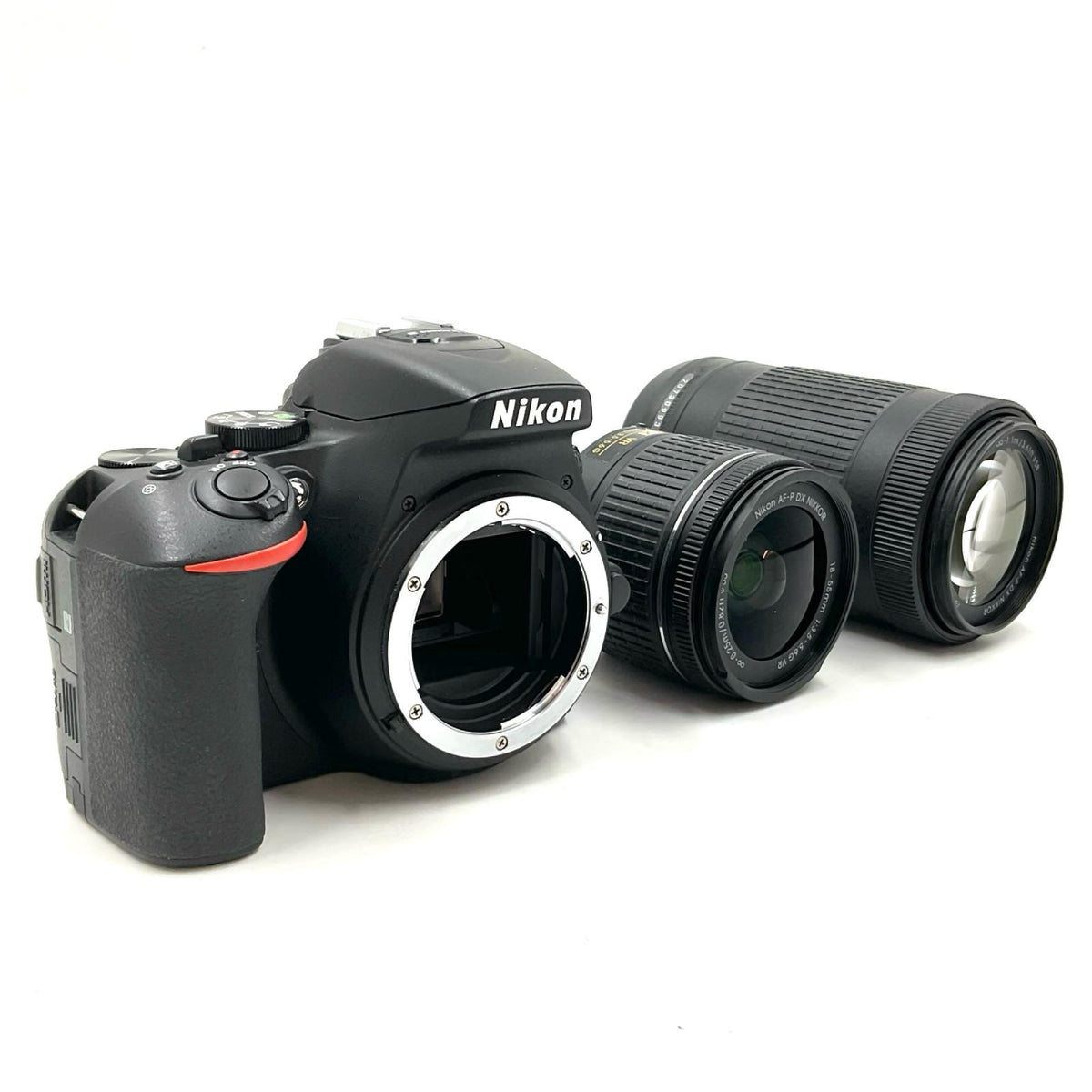 【全額返金保証】【最速発送】Nikon デジタル一眼 D5600 ダブルズームキット ブラック 美品 動作確認済