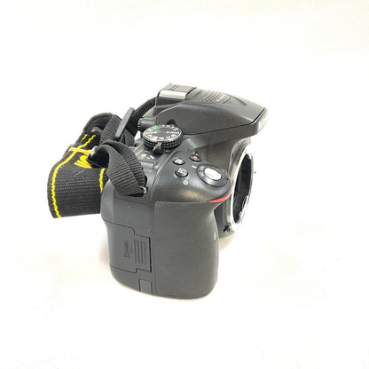 【全額返金保証】【最速発送】Nikon デジタル一眼 D5300 ボディ ブラック 動作確認済