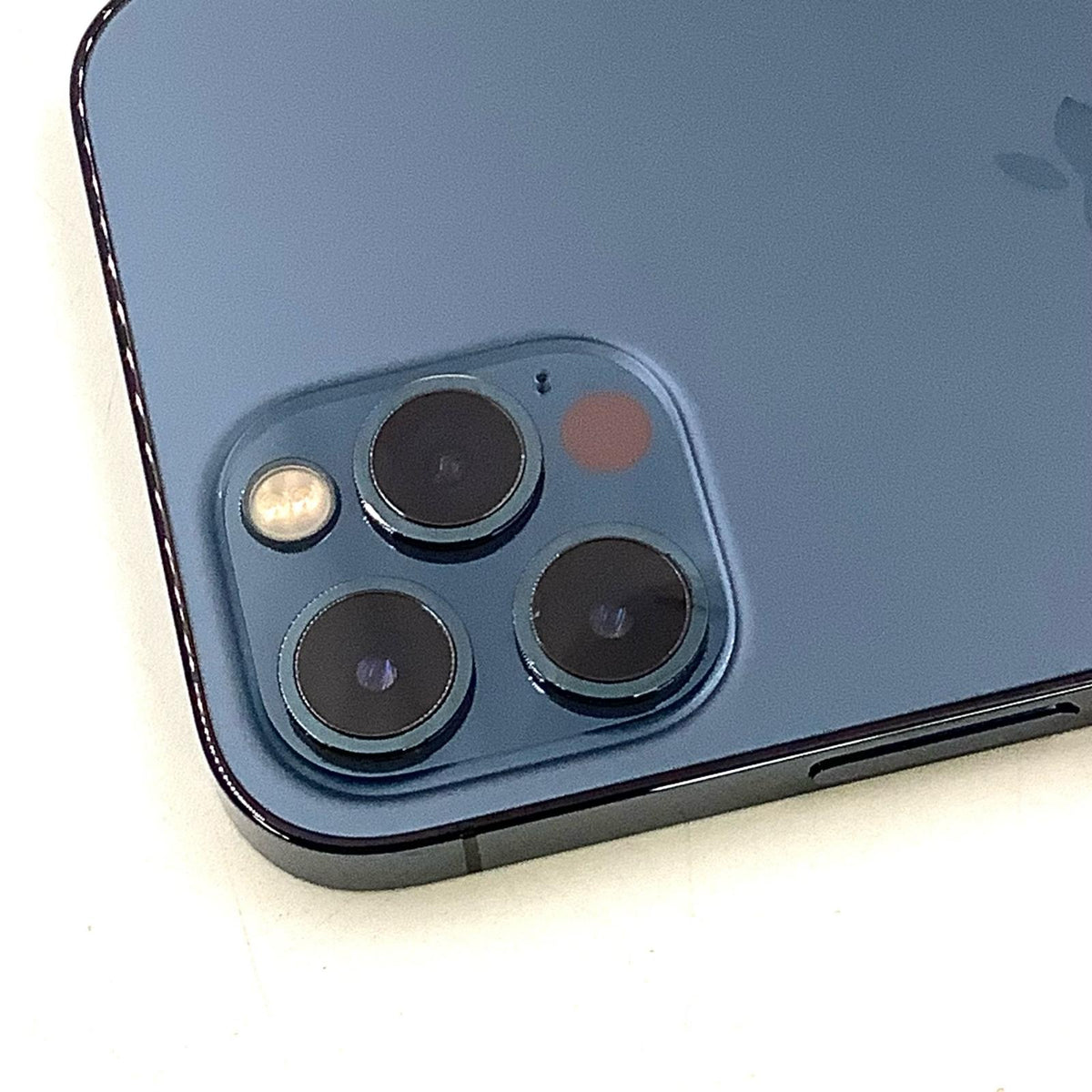 【全額返金保証】【最速発送】Apple iPhone iPhone 12 Pro 256GB パシフィックブルー Softbank SIMフリー 白ロム 動作確認済 76%