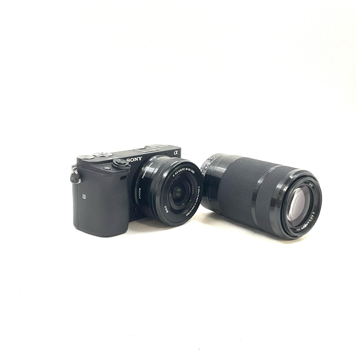 【全額返金保証】【最速発送】Sony デジタル一眼 α6400 ILCE-6400X ダブルズームレンズキット [ブラック] 超美品 動作確認済