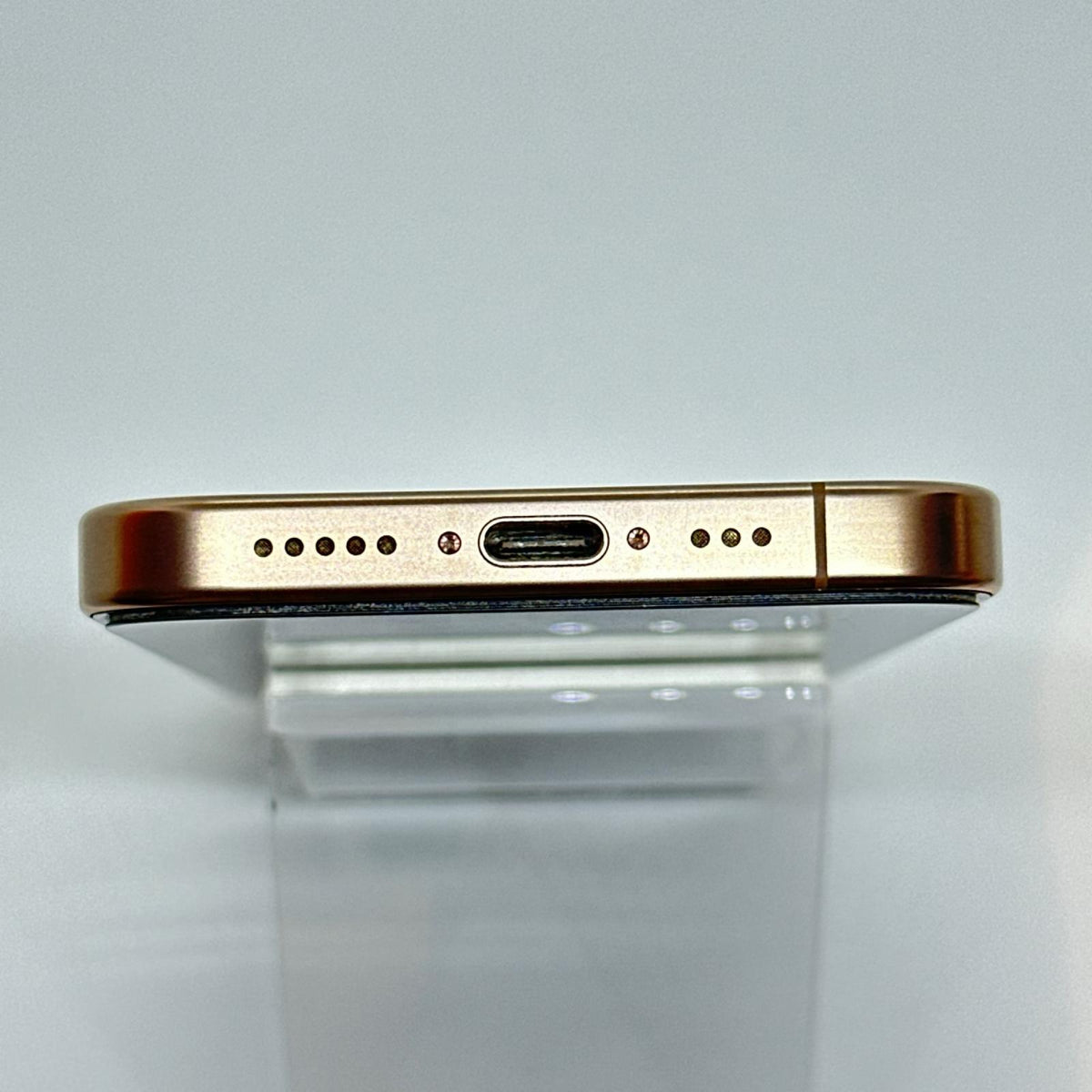 【最速発送】Apple iPhone iPhone 16 Pro 256GB デザートチタニウム Softbank 白ロム【難有】 89%