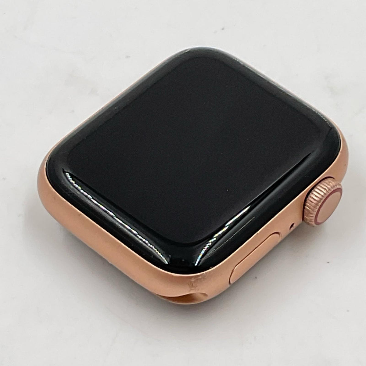 【全額返金保証】【最速発送】Apple Watch SE 初代 アルミニウム 40mm GPS+Cellular 白ロム 96% 美品 動作確認済