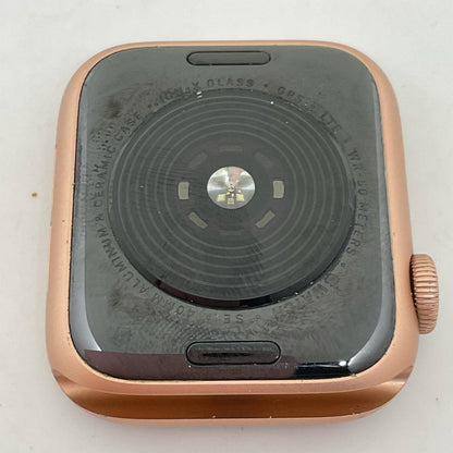 【全額返金保証】【最速発送】Apple Watch SE 初代 アルミニウム 40mm GPS+Cellular 白ロム 96% 美品 動作確認済