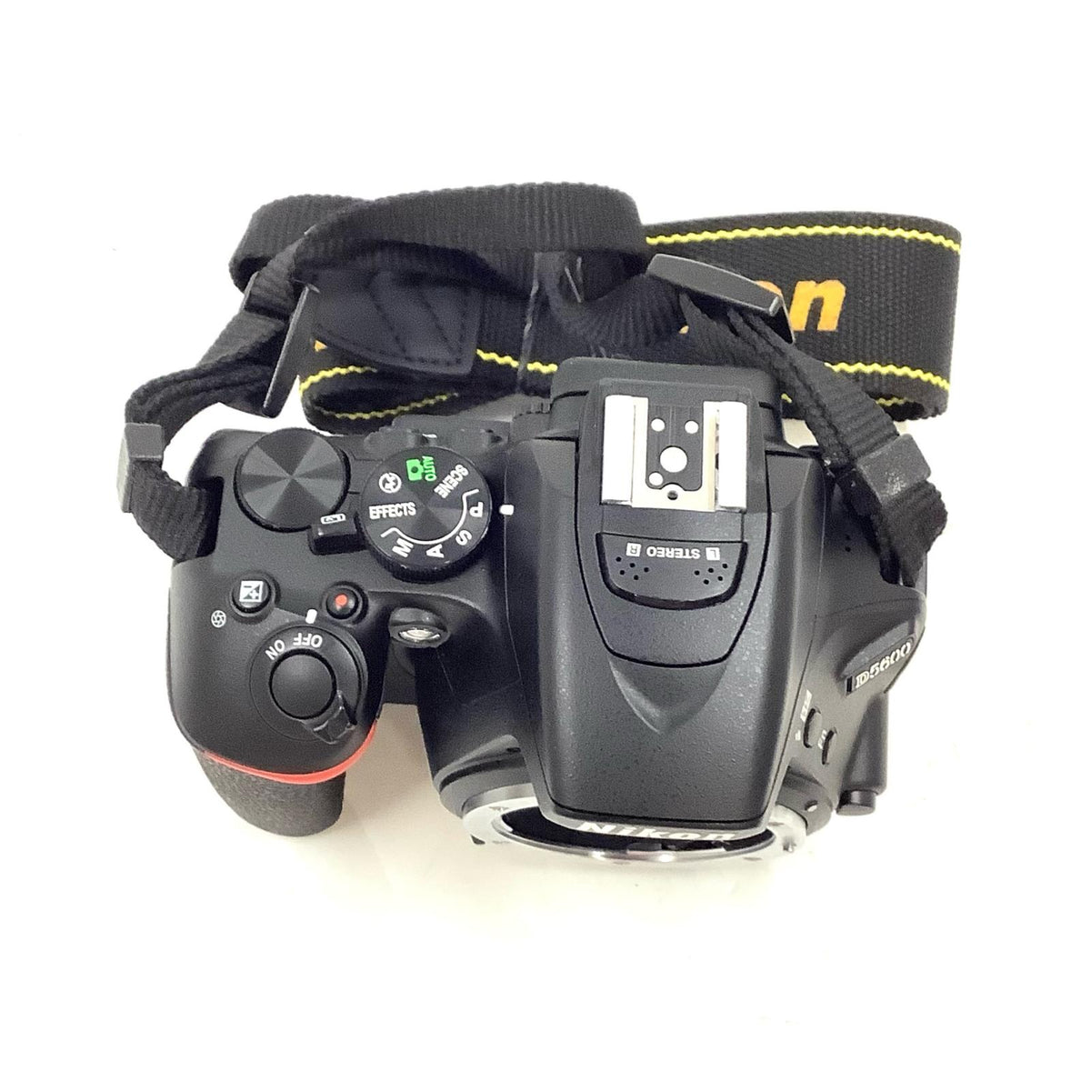 【全額返金保証】【最速発送】Nikon デジタル一眼 D5600 ボディ ブラック 美品 動作確認済