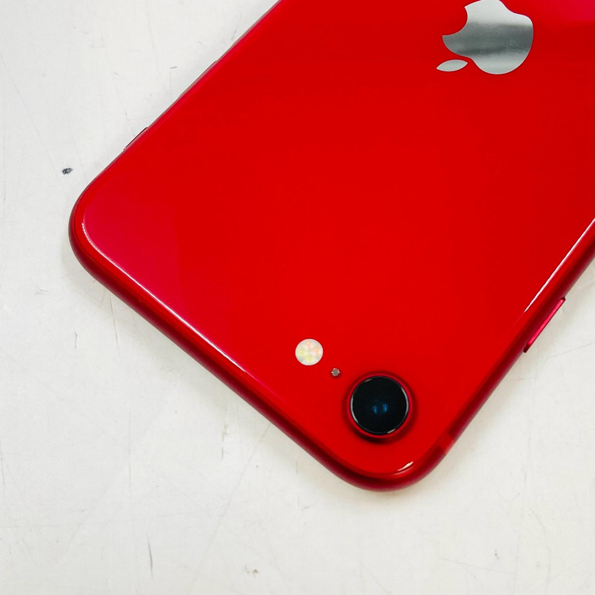 【最速発送】Apple iPhone iPhone SE（第2世代） 64GB (PRODUCT)RED Softbank SIMフリー 白ロム【難有】 81%