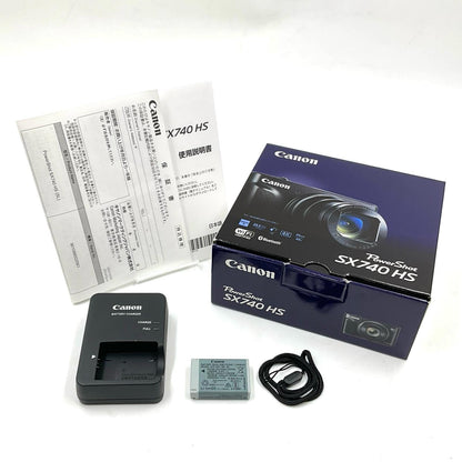 【全額返金保証】【最速発送】Canon コンパクトデジタルカメラ PowerShot SX740 HS [シルバー] 超美品 動作確認済