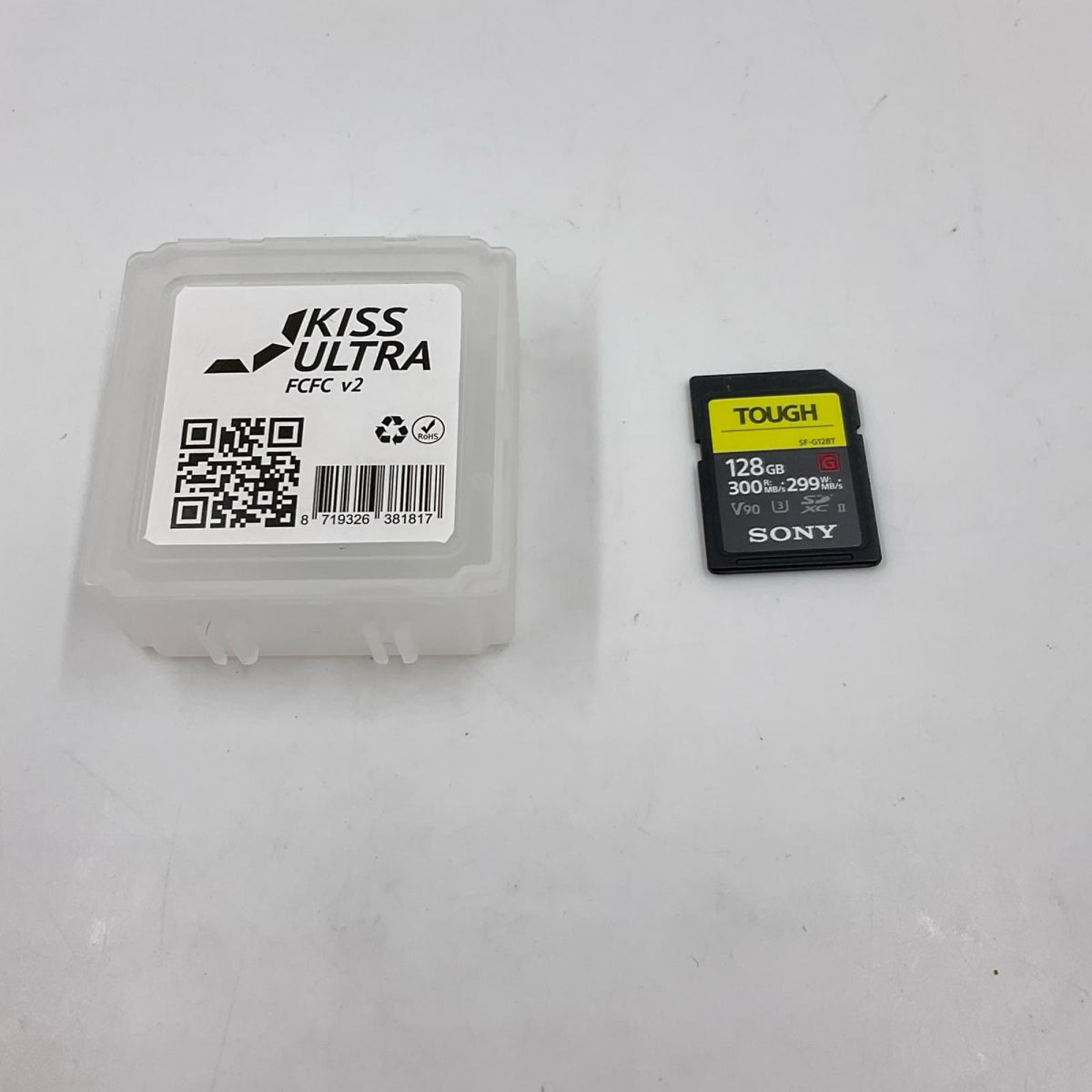 【全額返金保証】【最速発送】Sony TOUGH SF-G128T [128GB] 美品 動作確認済