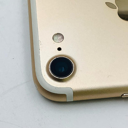 【最速発送】Apple iPhone iPhone 7 128GB ゴールド au 白ロム【難有】 82%