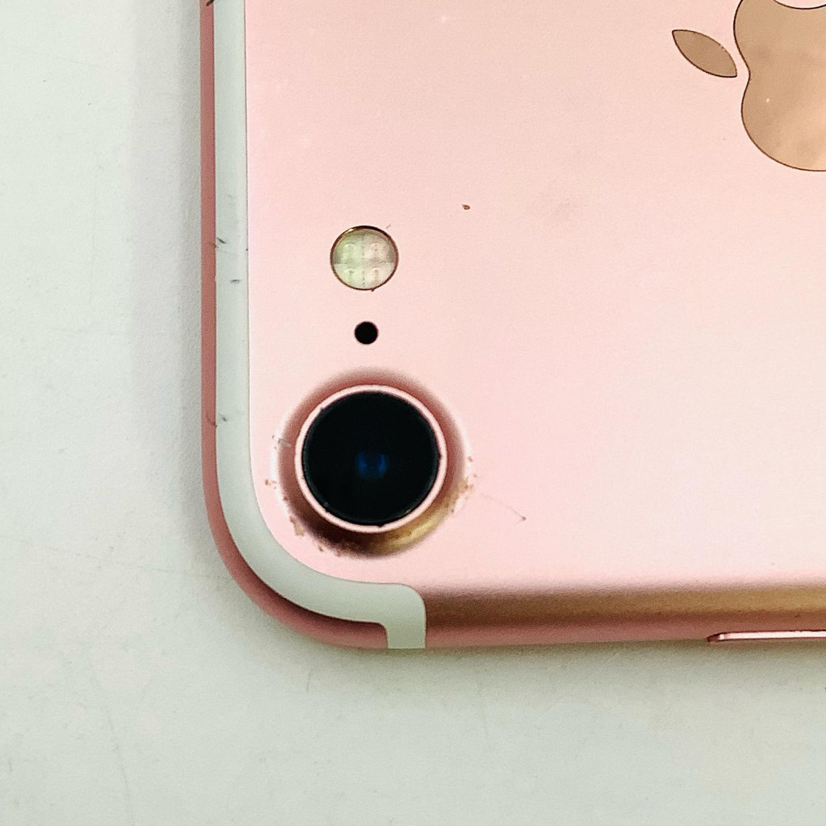 【全額返金保証】【最速発送】Apple iPhone iPhone 7 32GB ローズゴールド Softbank 白ロム 動作確認済 84%