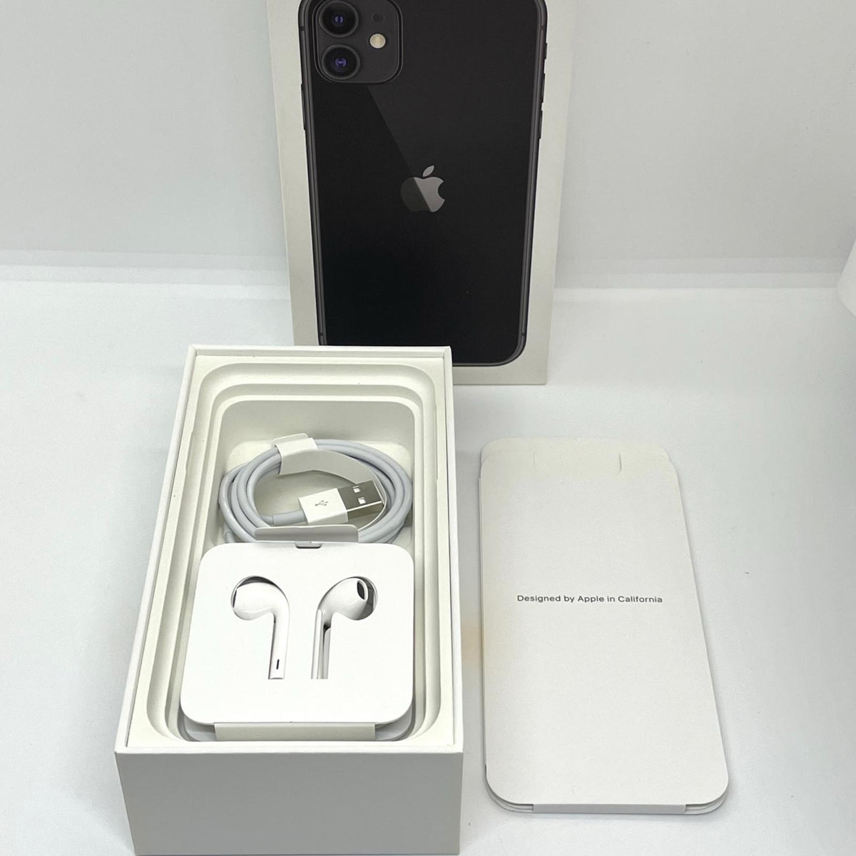 【全額返金保証】【最速発送】Apple iPhone iPhone 11 128GB ブラック au SIMフリー 白ロム 動作確認済 76%