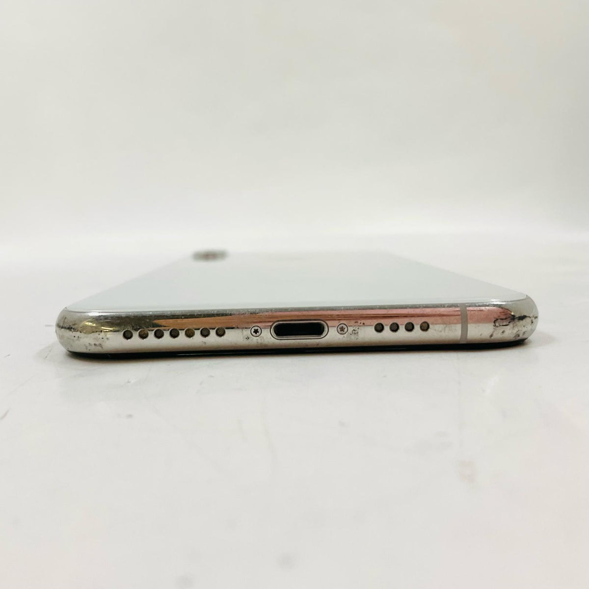 【全額返金保証】【最速発送】Apple iPhone iPhone XS Max 256GB シルバー SIMフリー 白ロム 動作確認済 84%