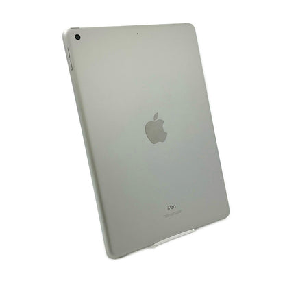 【全額返金保証】【最速発送】Apple iPad iPad 10.2インチ 第9世代 64GB シルバー Wi-Fi 美品 動作確認済