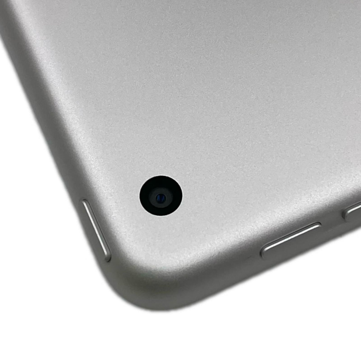 【全額返金保証】【最速発送】Apple iPad iPad 10.2インチ 第9世代 64GB シルバー Wi-Fi 美品 動作確認済