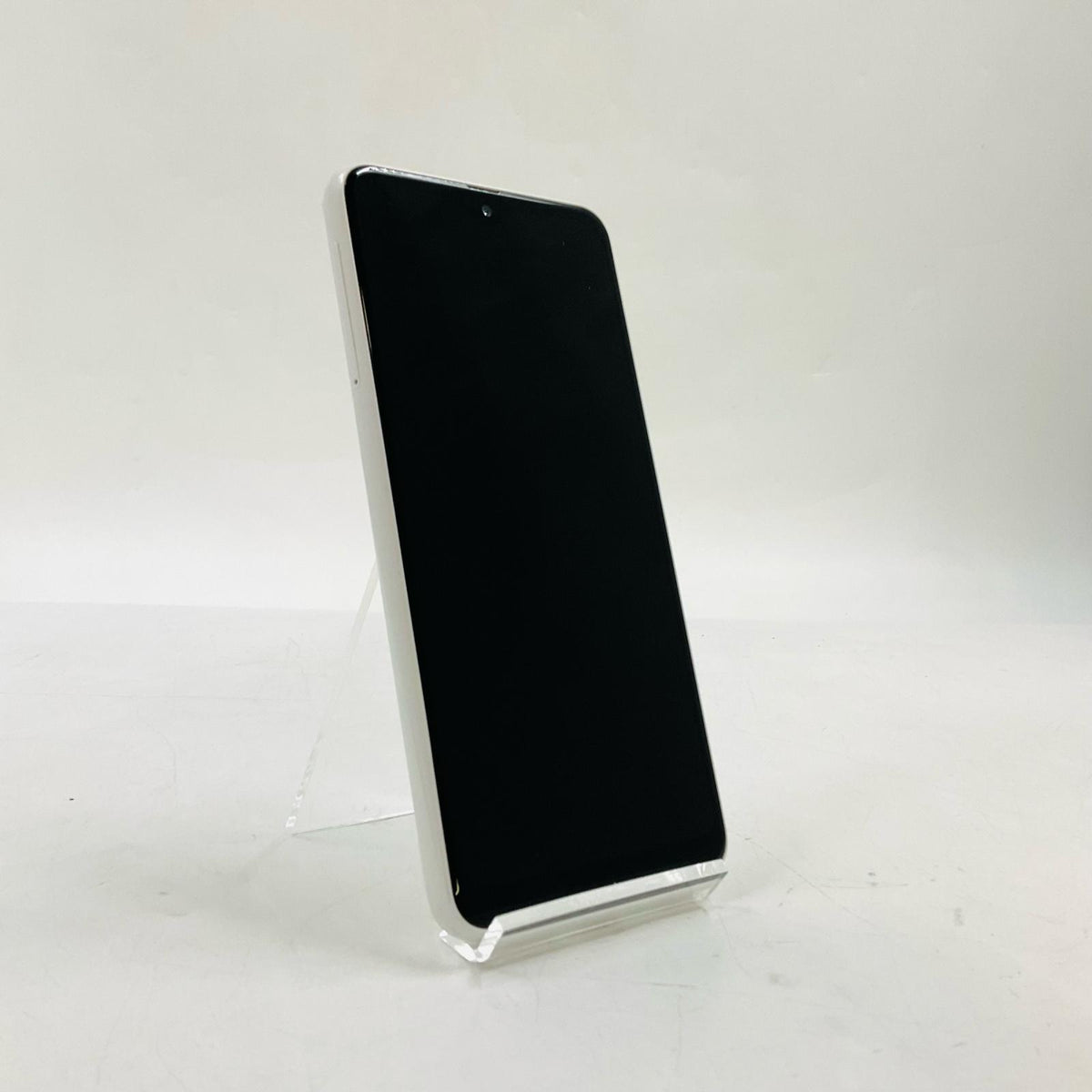 【最速発送】SAMSUNG Galaxy A22 5G 64GB ホワイト docomo SC-56B 白ロム【難有】
