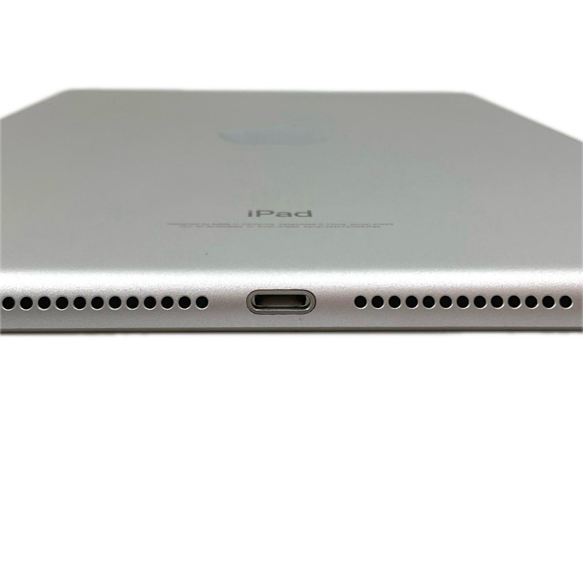 【全額返金保証】【最速発送】Apple iPad iPad 9.7インチ 第6世代 32GB シルバー Wi-Fi 美品 動作確認済