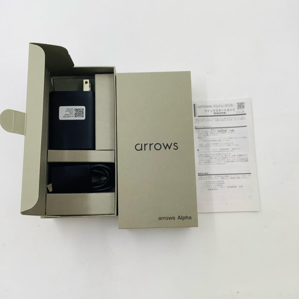 【全額返金保証】【最速発送】富士通 arrows Alpha 512GB ホワイト SIMフリー M08 白ロム 動作確認済