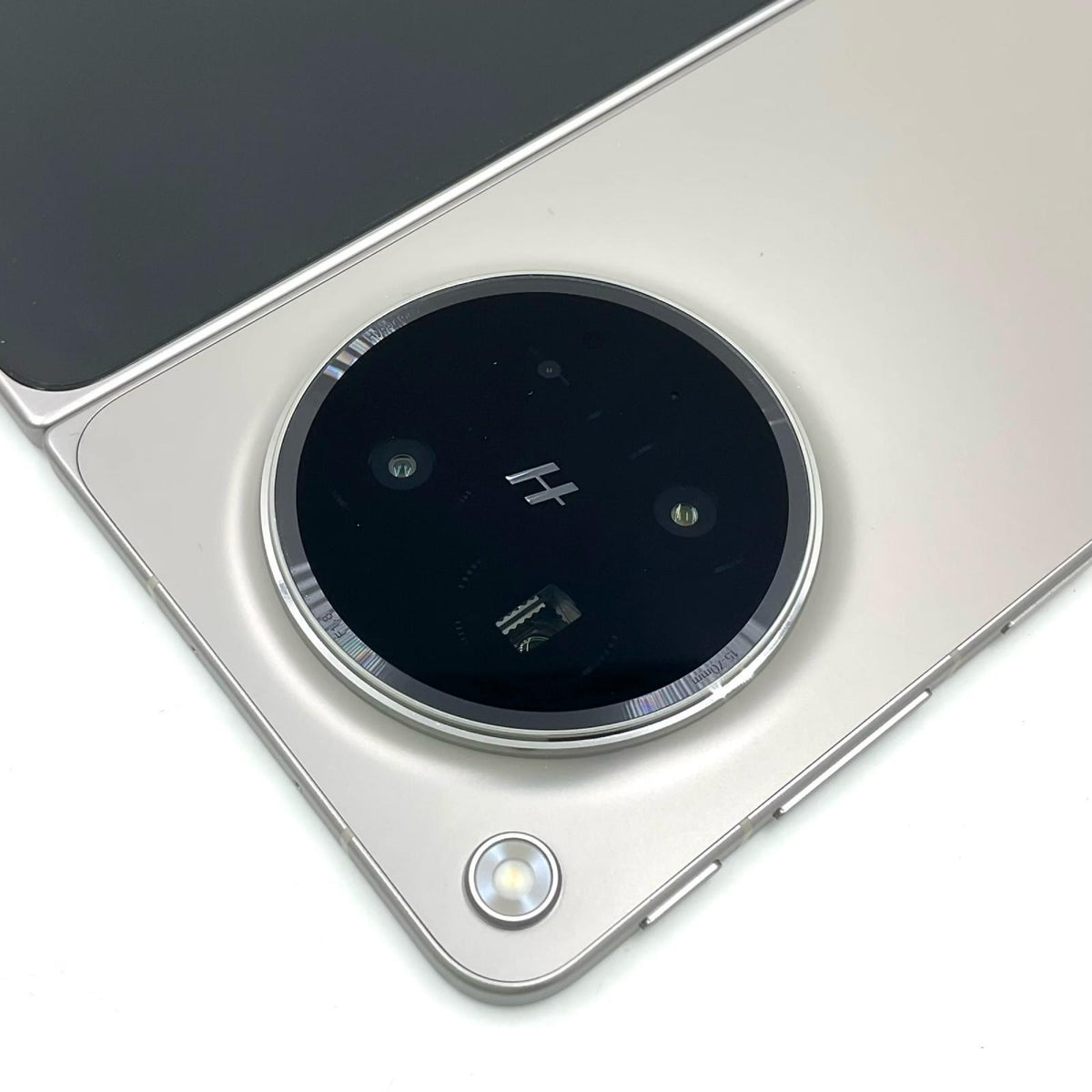 【全額返金保証】【最速発送】OPPO Find N6 限定BOX 512GB ステラ―チタニウム SIMフリー CPH2765 白ロム 美品 動作確認済