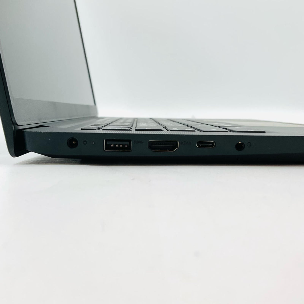 【全額返金保証】【最速発送】Lenovo V14 V14 G4 ABP AMD Ryzen 5 7430U with Radeon Graphics 8GB M.2 SSD 256GB 100% 美品 動作確認済