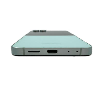 【全額返金保証】【最速発送】SAMSUNG Galaxy Zflip6 256GB Mint(GR) docomo SC-54E 白ロム 動作確認済