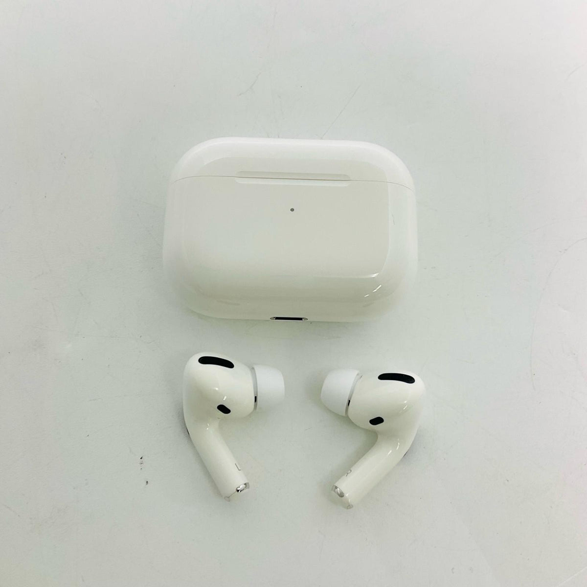 【全額返金保証】【最速発送】Apple AirPods Pro（第1世代） A2084 美品 動作確認済