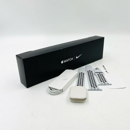 【全額返金保証】【最速発送】Apple Watch Series 7 アルミニウム 45mm GPS+Cellular 85% 動作確認済