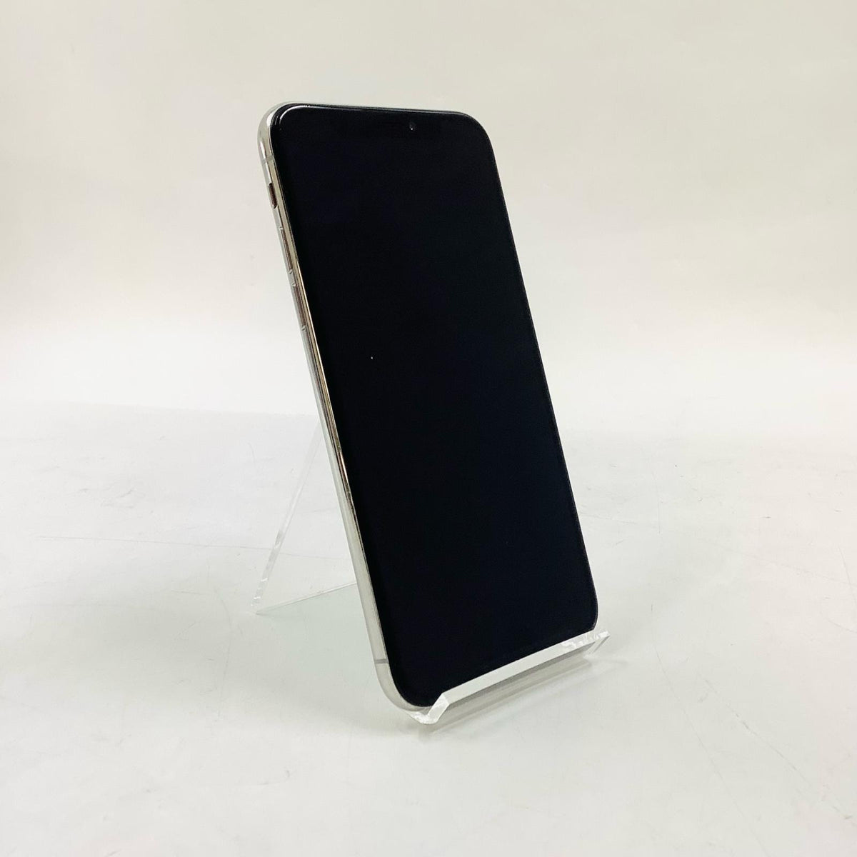 【最速発送】Apple iPhone iPhone XS 256GB シルバー au 白ロム【難有】 84%