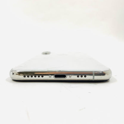 【最速発送】Apple iPhone iPhone XS 256GB シルバー au 白ロム【難有】 84%