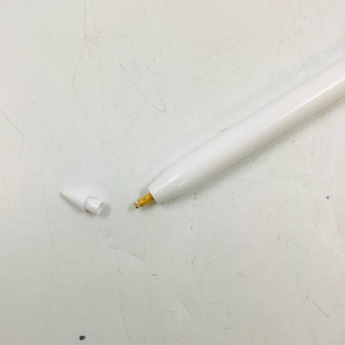 【全額返金保証】【最速発送】Apple Apple Pencil Pro MX2D3ZA/A 美品 動作確認済