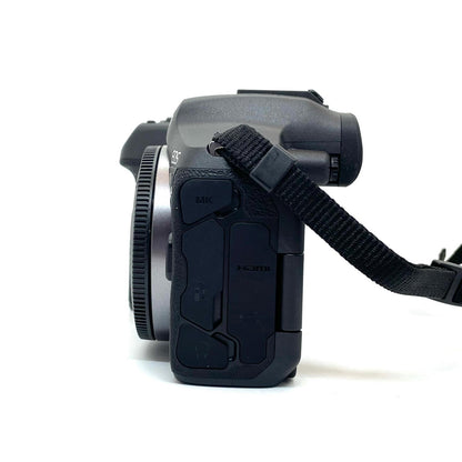 【全額返金保証】【最速発送】Canon デジタル一眼 EOS R7 ボディ 美品 動作確認済