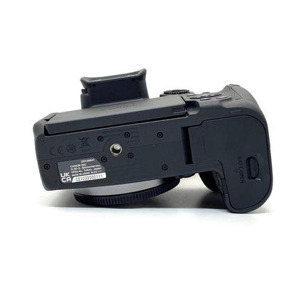 【全額返金保証】【最速発送】Canon デジタル一眼 EOS R7 ボディ 美品 動作確認済