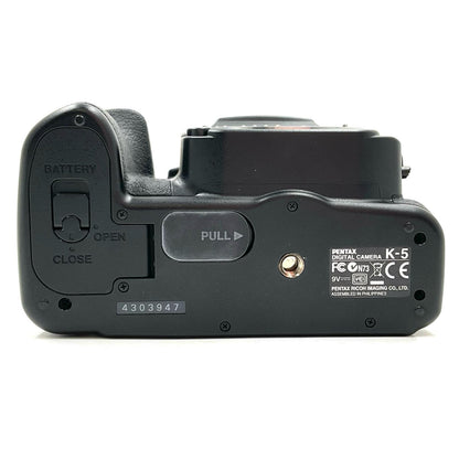 【最速発送】PENTAX デジタル一眼 K-5 ボディ ブラック【難有】