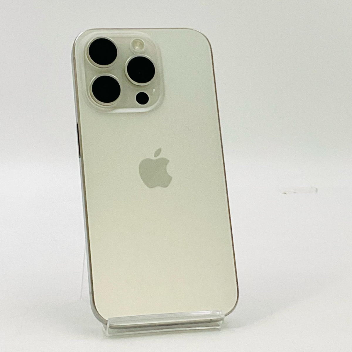 【全額返金保証】【最速発送】Apple iPhone iPhone Pro 15 256GB ホワイトチタニウム Softbank 白ロム 美品 動作確認済 84%
