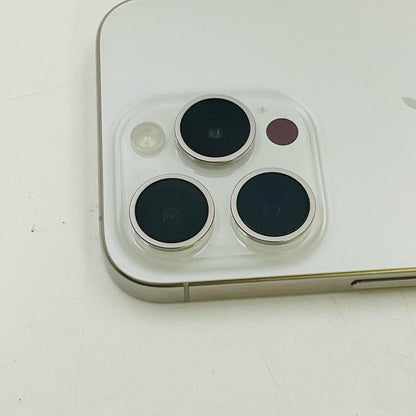【全額返金保証】【最速発送】Apple iPhone iPhone Pro 15 256GB ホワイトチタニウム Softbank 白ロム 美品 動作確認済 84%