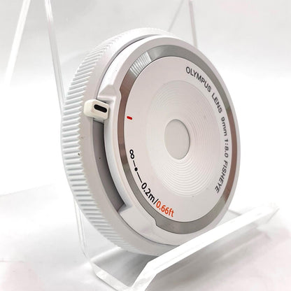 【全額返金保証】【最速発送】OLYMPUS 9mm f8 フィッシュアイ ボディキャップレンズ ホワイト BCL-0980 WHT 美品 動作確認済