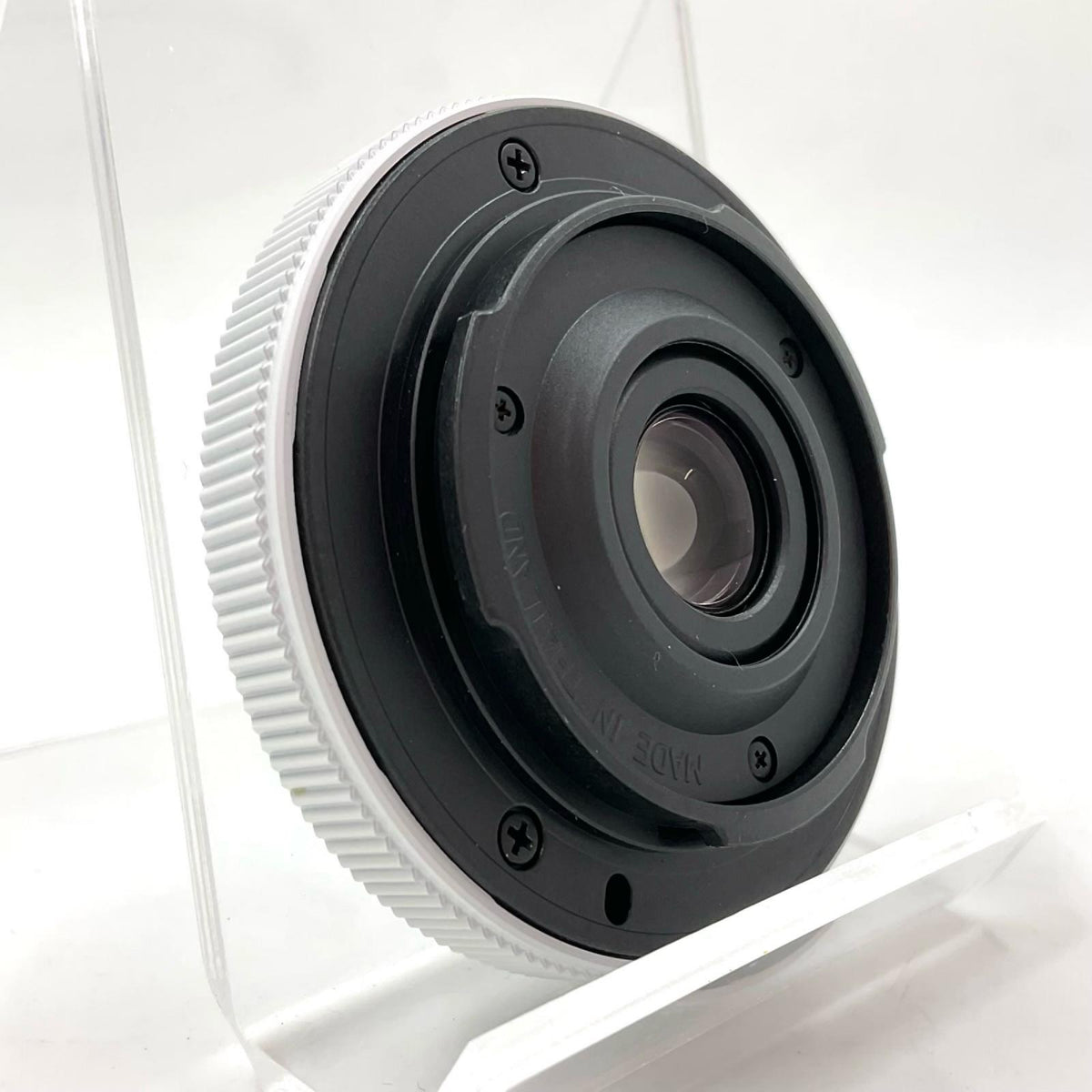 【全額返金保証】【最速発送】OLYMPUS 9mm f8 フィッシュアイ ボディキャップレンズ ホワイト BCL-0980 WHT 美品 動作確認済