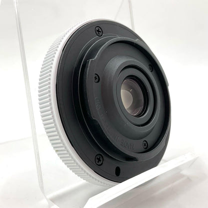 【全額返金保証】【最速発送】OLYMPUS 9mm f8 フィッシュアイ ボディキャップレンズ ホワイト BCL-0980 WHT 美品 動作確認済