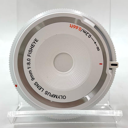 【全額返金保証】【最速発送】OLYMPUS 9mm f8 フィッシュアイ ボディキャップレンズ ホワイト BCL-0980 WHT 美品 動作確認済