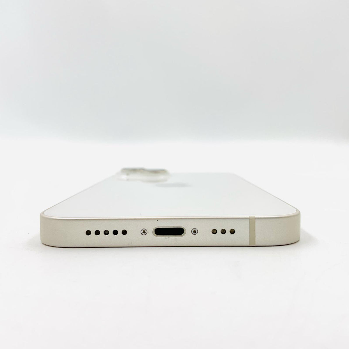【全額返金保証】【最速発送】Apple iPhone iPhone 14 128GB スターライト docomo SIMフリー 白ロム 動作確認済 81%