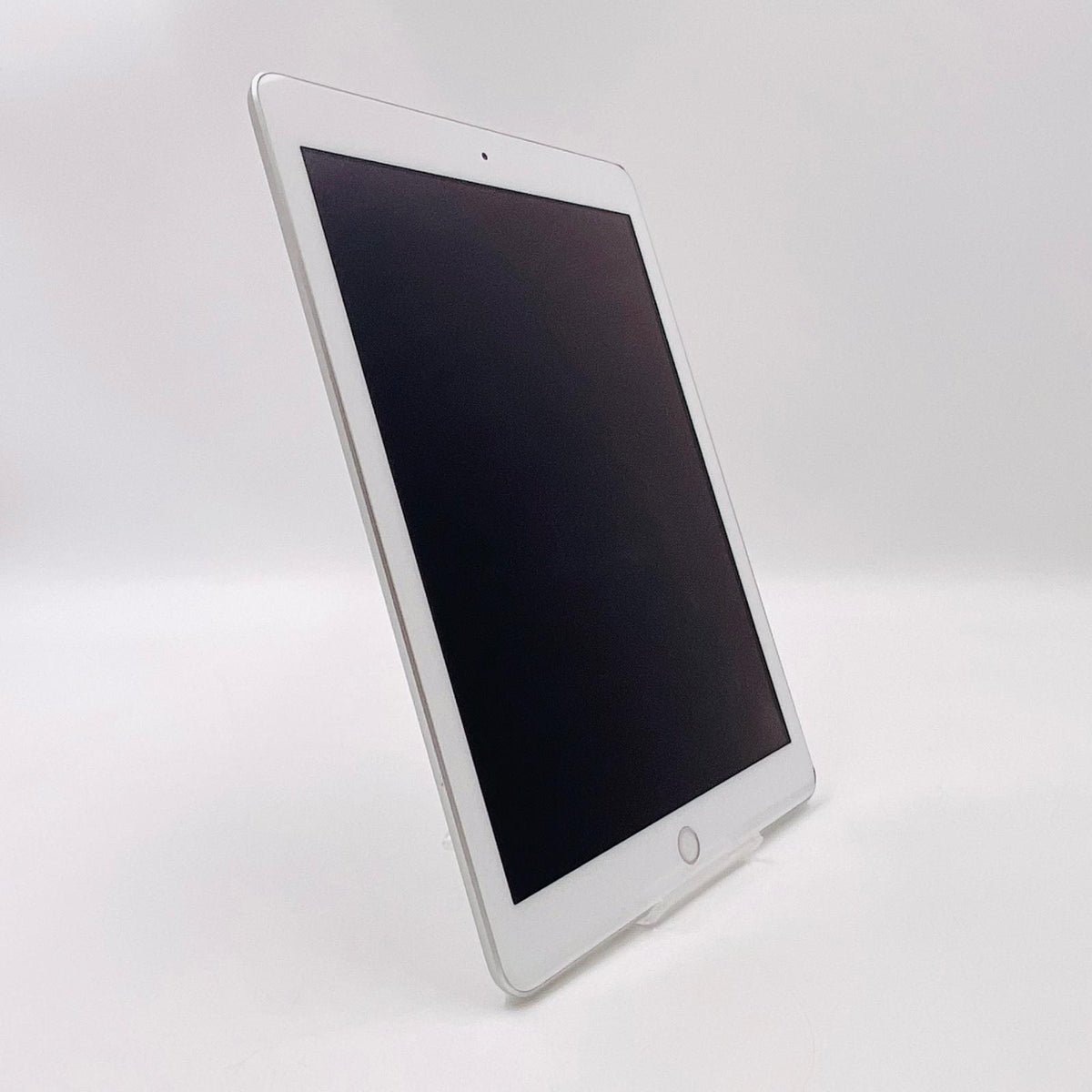 【最速発送】Apple iPad 9.7インチ 第5世代 128GB シルバー Wi-Fi【難有】