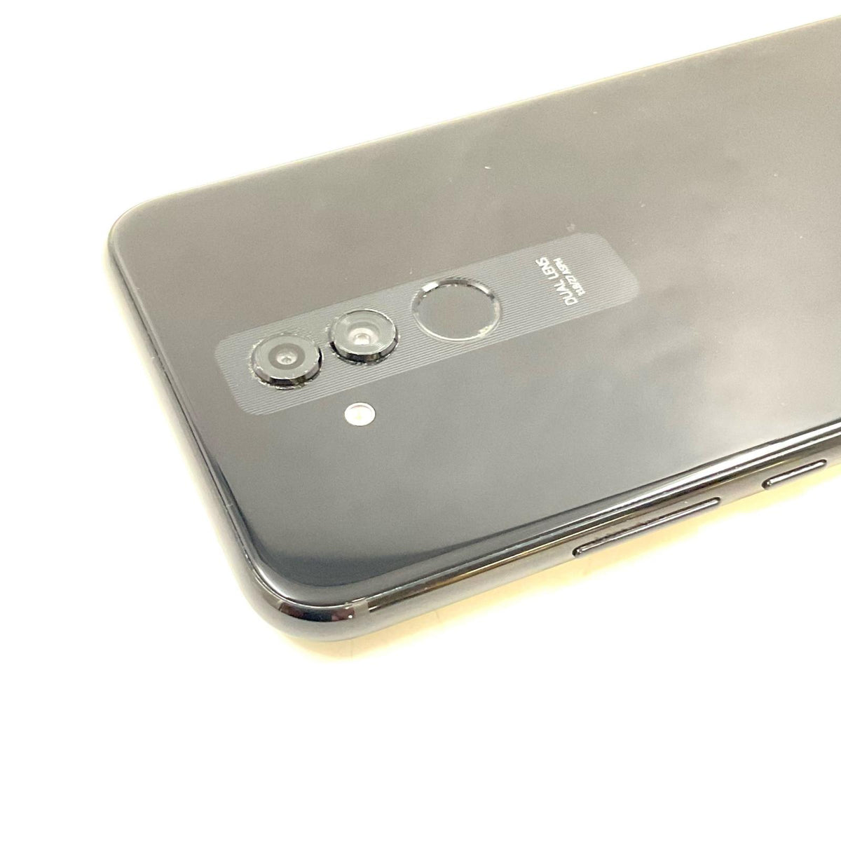 【最速発送】Huawei Mate 20 lite 64GB ブラック SIMフリー SNE-LX2 白ロム【難有】