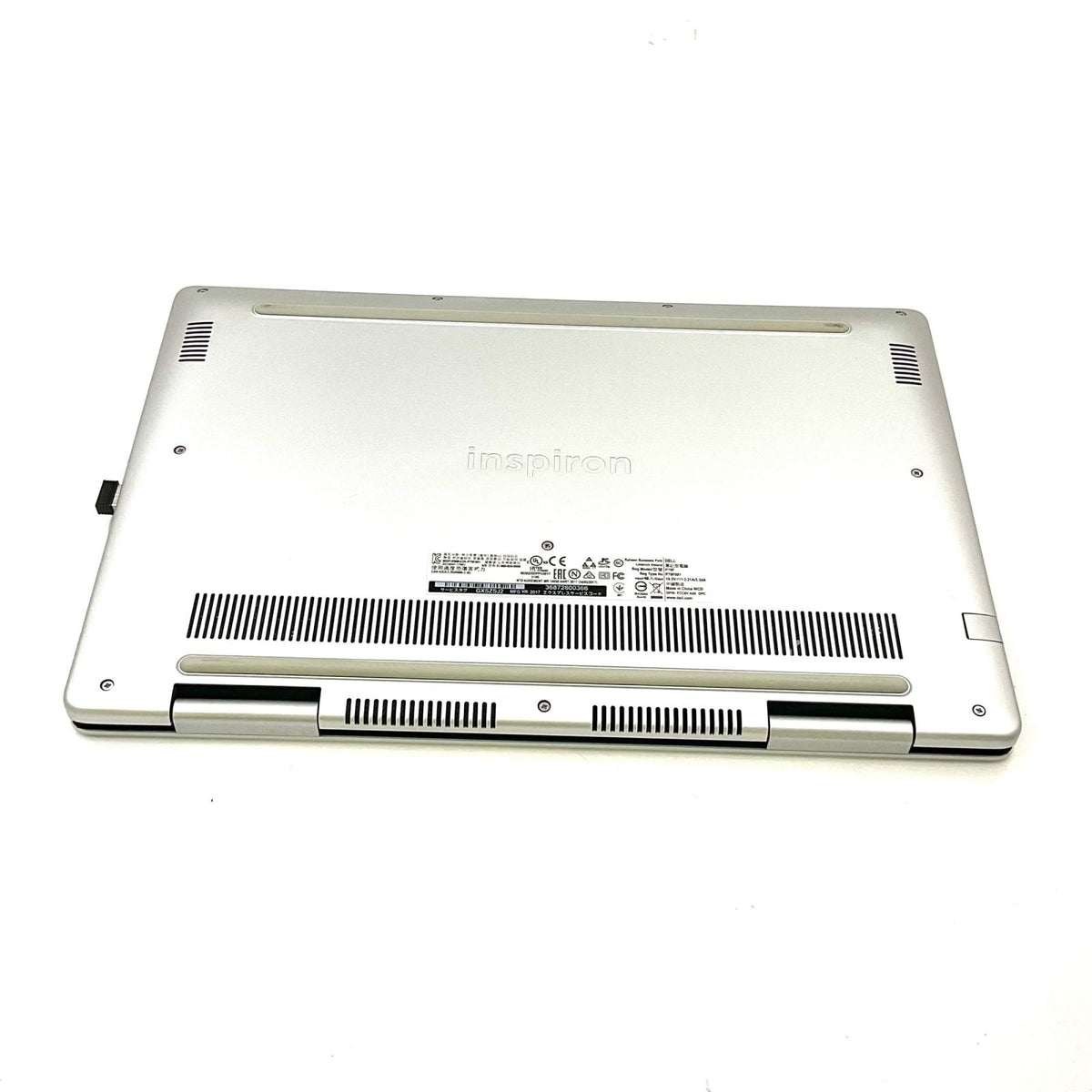 【最速発送】DELL Inspiron 7570 P70F001 intel core i7-8550U 8GB SSD 256GB HDD 1TB 19%【難有】