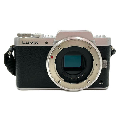 【全額返金保証】【最速発送】Panasonic デジタル一眼 LUMIX DMC-GF7 シルバー 美品 動作確認済