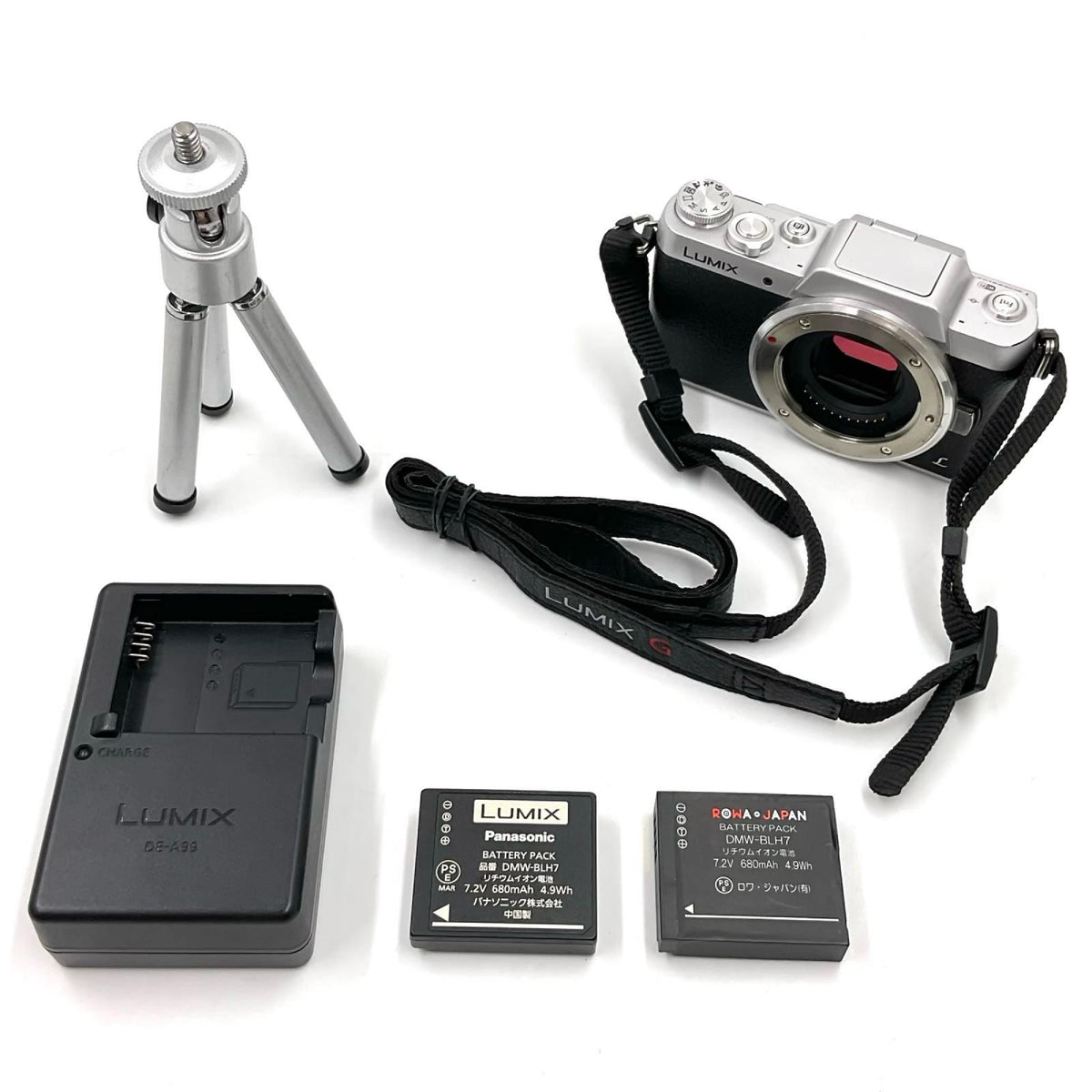 【全額返金保証】【最速発送】Panasonic デジタル一眼 LUMIX DMC-GF7 シルバー 美品 動作確認済