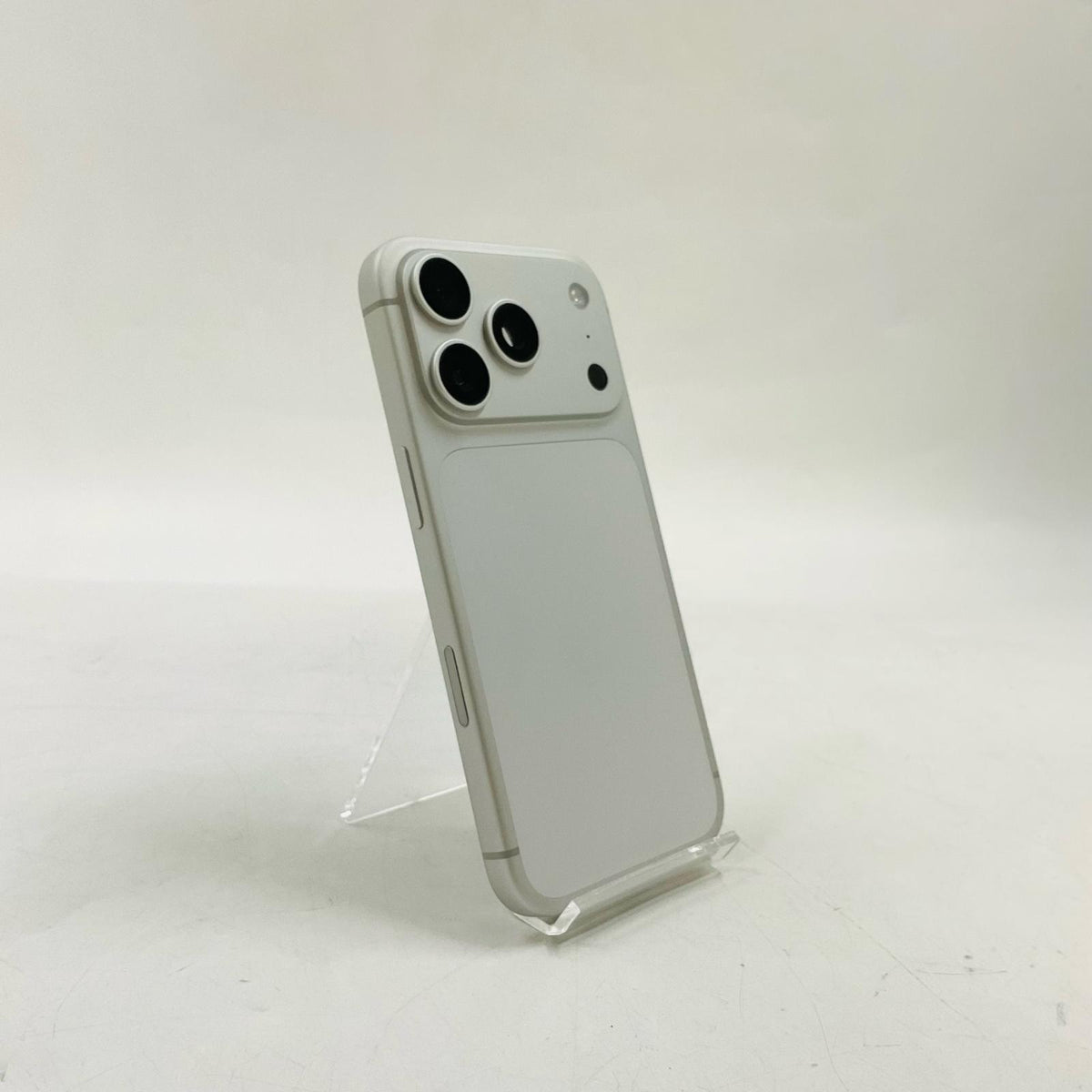 【全額返金保証】【最速発送】Apple iPhone iPhone 17 Pro 256GB シルバー SIMフリー 白ロム 超美品 動作確認済 100%