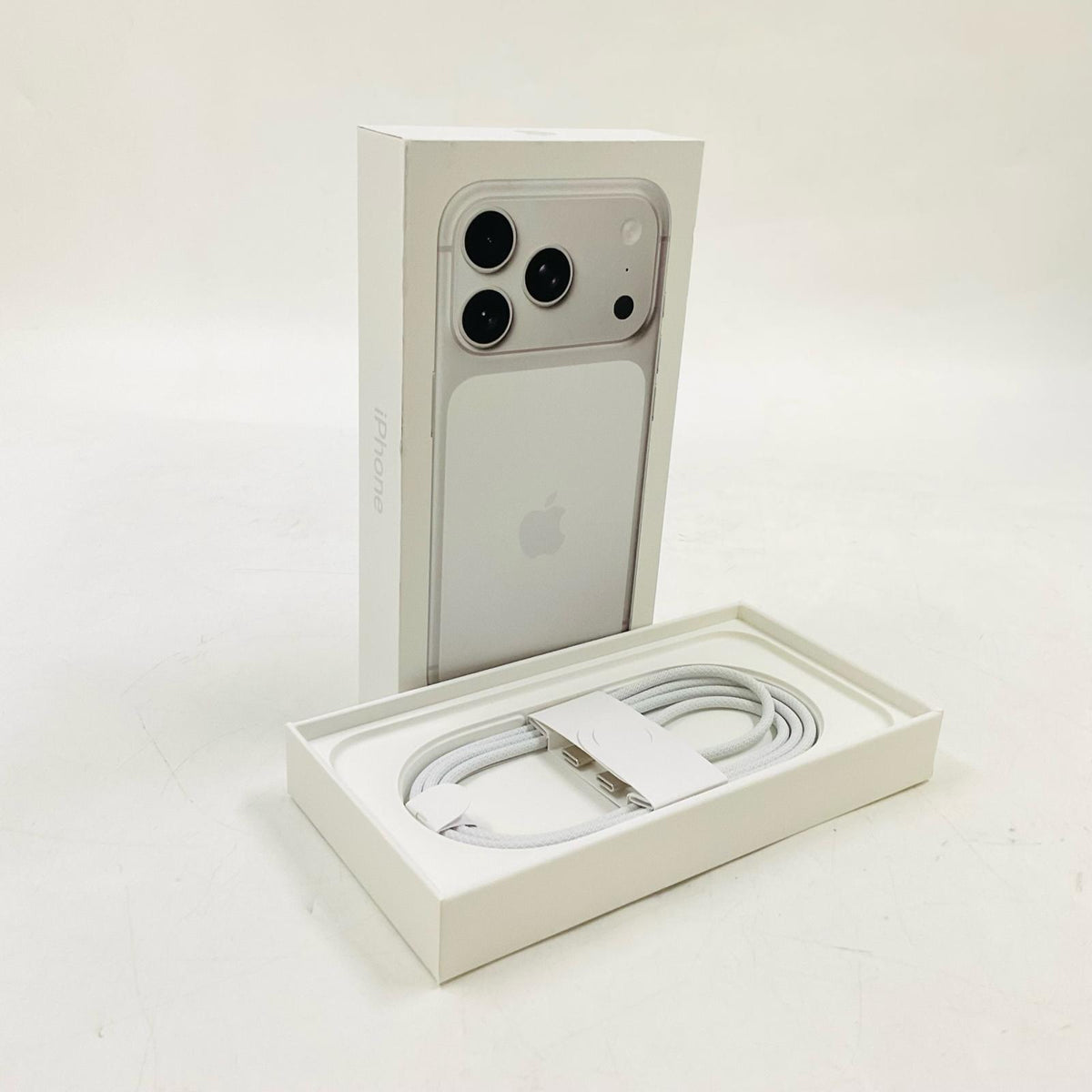 【全額返金保証】【最速発送】Apple iPhone iPhone 17 Pro 256GB シルバー SIMフリー 白ロム 超美品 動作確認済 100%